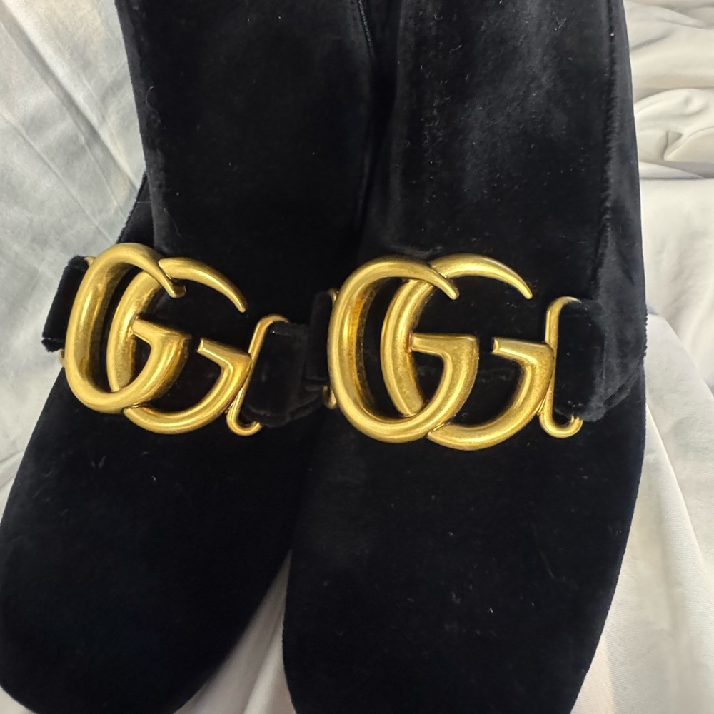 NWOB Gucci Marmont Double G Black Velvet Boots with GG Gold Logo size EU 38 1/2